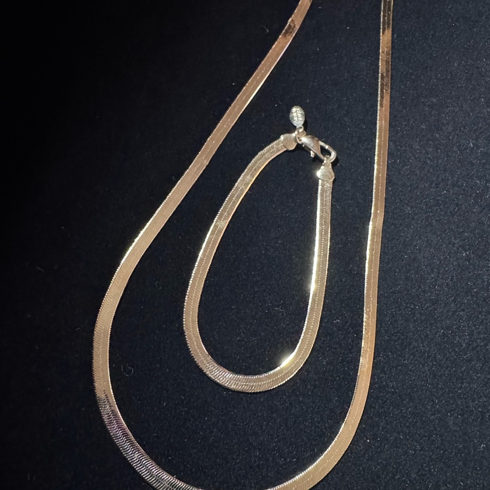 American Showcase Herringbone Necklace & Bracelet Set Gold Tone